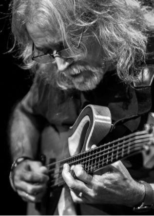 CARLES BENAVENT - El Perro Club - Madrid