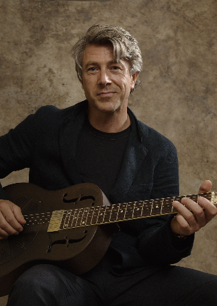 LUKE WINSLOW-KING & BAND feat ROBERTO LUTI en Santander - Cantabria